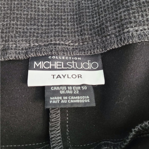 Stylish dress pants with funky pleather accents size 18 - Picture 2 of 4